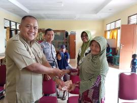 PELAKSANAAN PENYALURAN BLT DD BULAN APRIL DI DESA KEPEK 