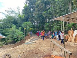 Kegiatan Gotong Royong Pembangunan Jalan Kawasan Makam Jojok